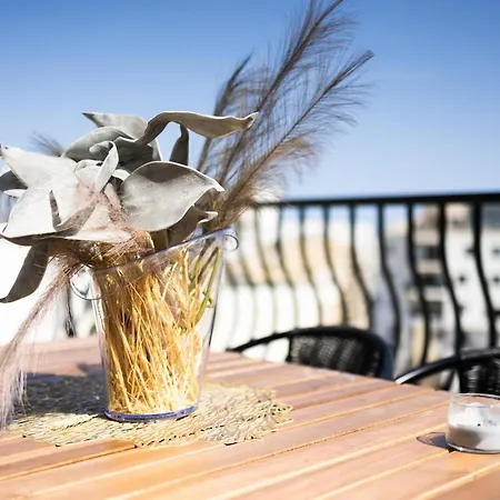 Stylish Side Seaview Penthouse By Quicktrips Apartmán St. Paul's Bay