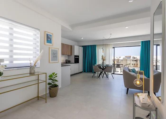 Apartment Stylish Side Seaview Penthouse By Quicktrips