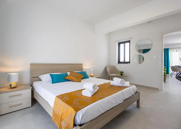 Apartment Stylish Side Seaview Penthouse By Quicktrips *